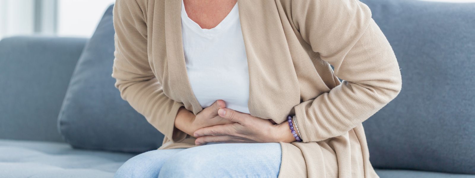 Menopause Bloating: 7 Potential Causes and How To Minimise It